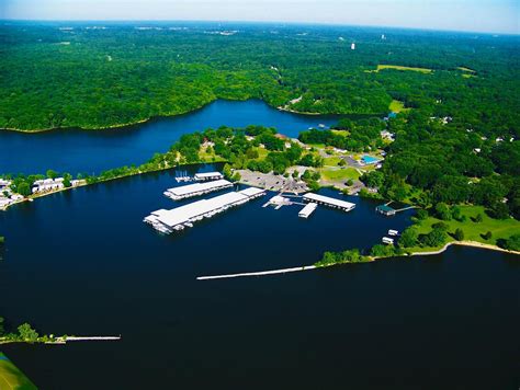 Find Fishing Resorts & Hotels in Gilbertsville, KY .